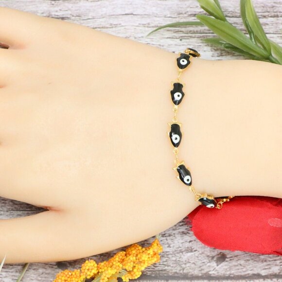 Trendy Bracelet for Girls & Women – Cute, Adjustable & Gift-Ready | MLCRC2049 - Picture 8 of 11